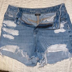 American eagle distressed high rise shorts